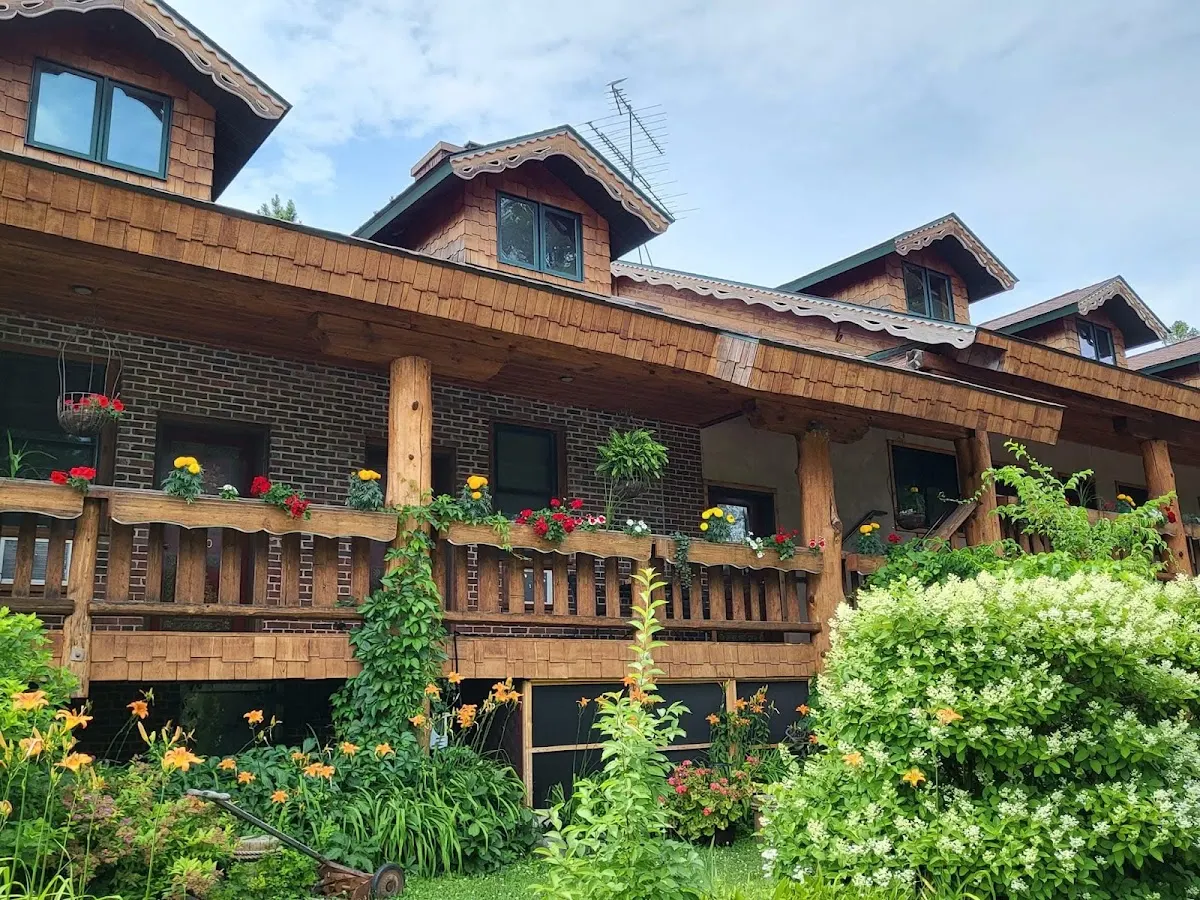 Lenroot Lodge