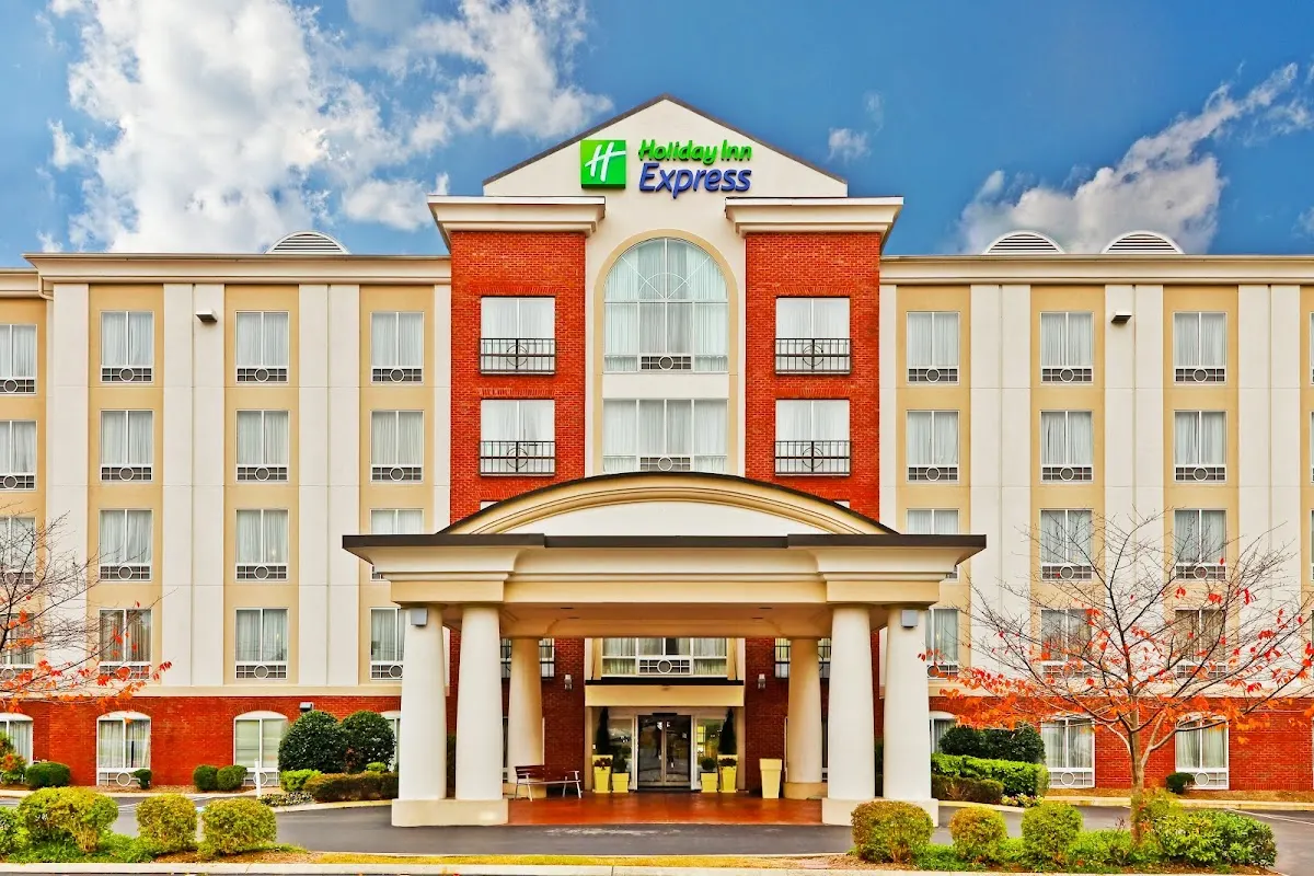 Holiday Inn Express & Suites Chattanooga-Lookout Mtn by IHG