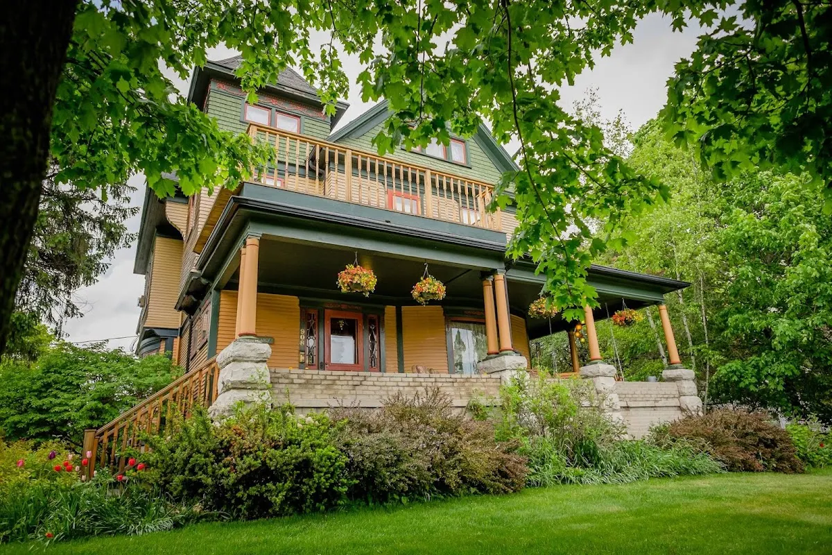 Scofield House B&B