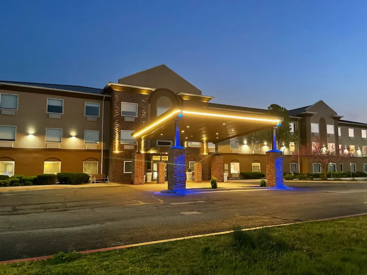 Comfort Inn & Suites Miami - Route 66