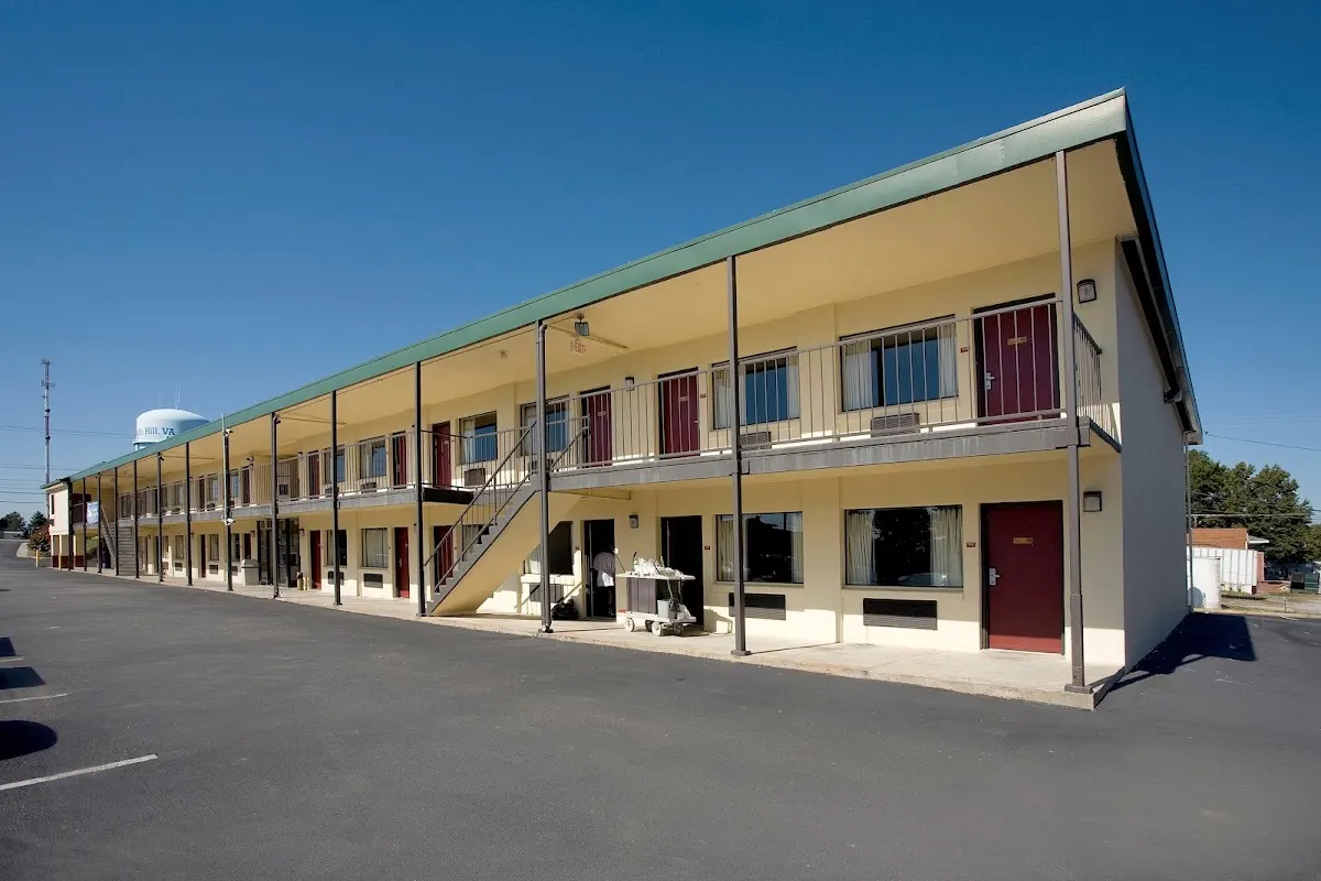 Americas Express Inn South Hill