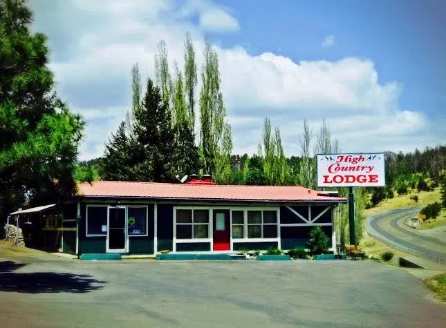 High Country Lodge