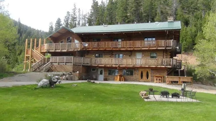 Judith Mountain Lodge