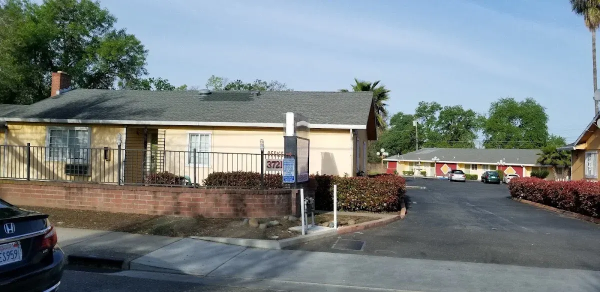 Budget Inn