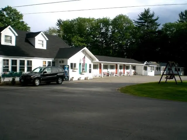 Pilgrim Inn & Cottages