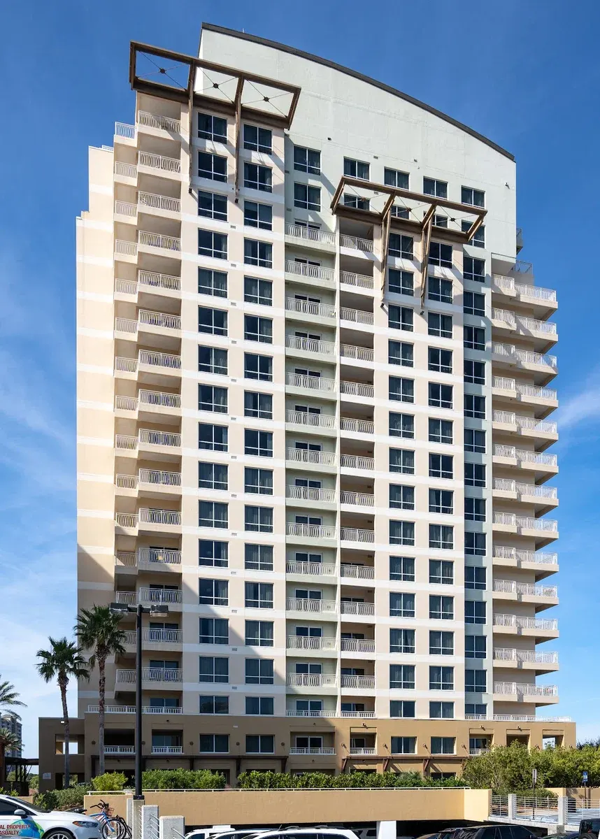 Luau Condominium Association