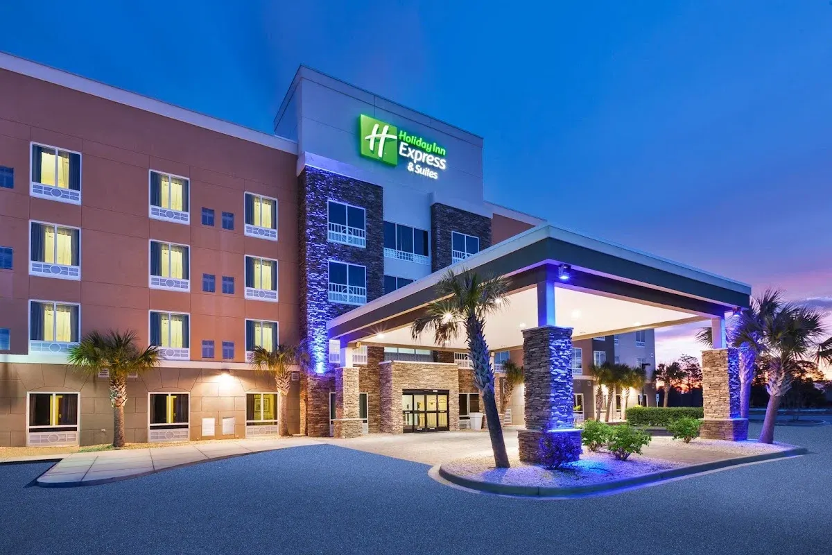 Holiday Inn Express & Suites Southport - Oak Island Area by IHG