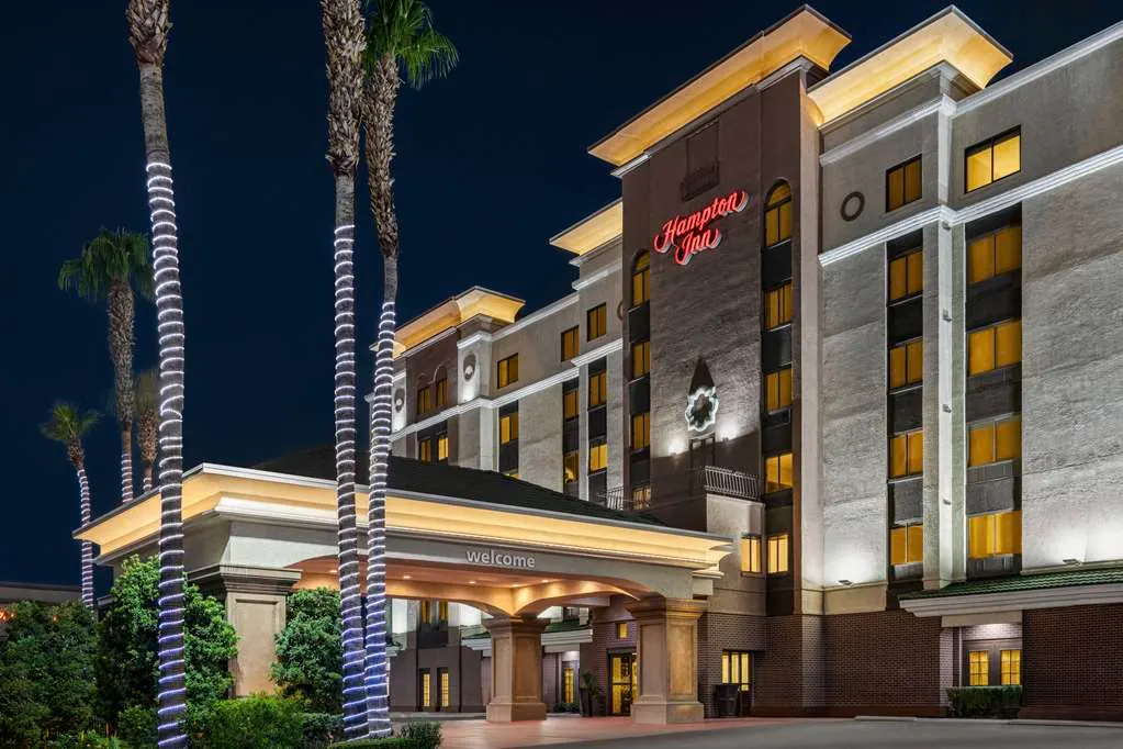 Hampton Inn Tropicana
