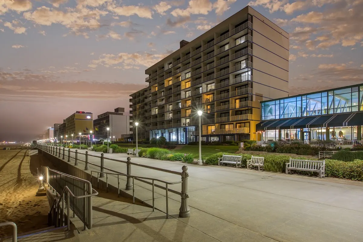 Coastal Hotel & Suites