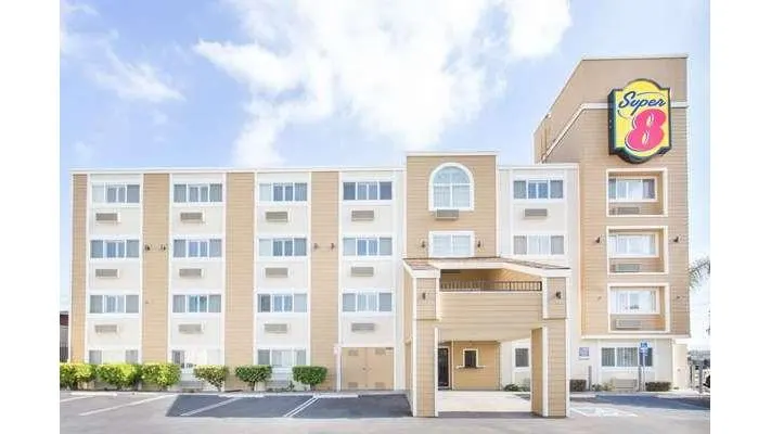 Super 8 by Wyndham National City Chula Vista