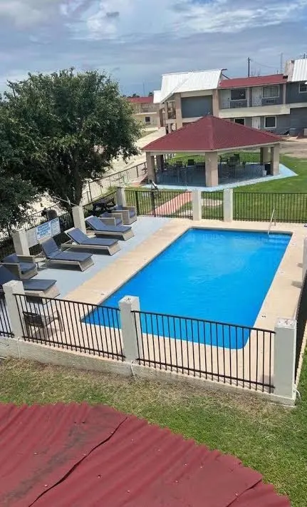 MG INN & SUITES