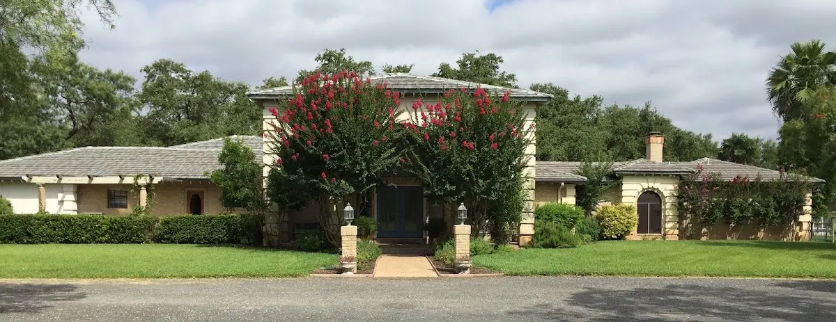 Live Oaks Bed & Breakfast Uvalde