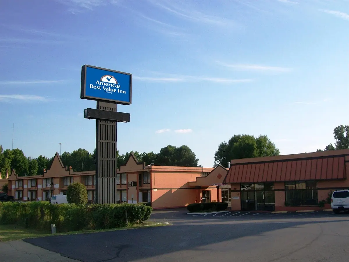 Americas Best Value Inn & Suites Memphis E