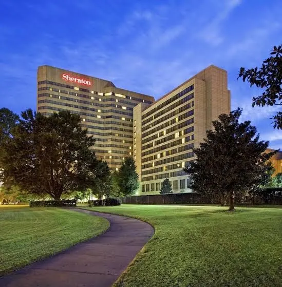 Memphis Riverline Hotel