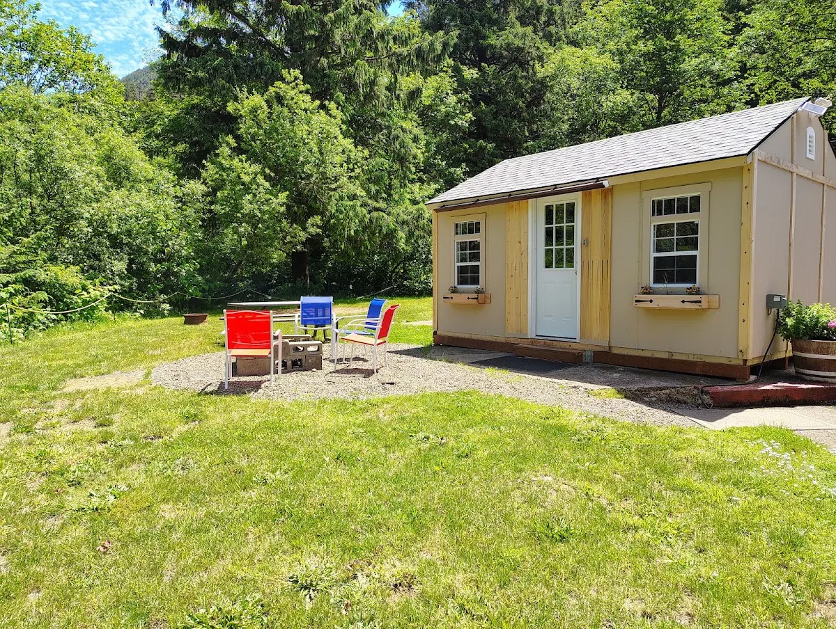 Misty River RV Park and Glamping