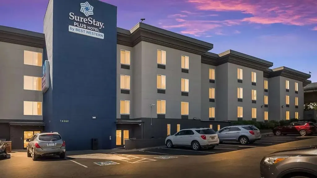 SureStay Plus by Best Western SeaTac Airport
