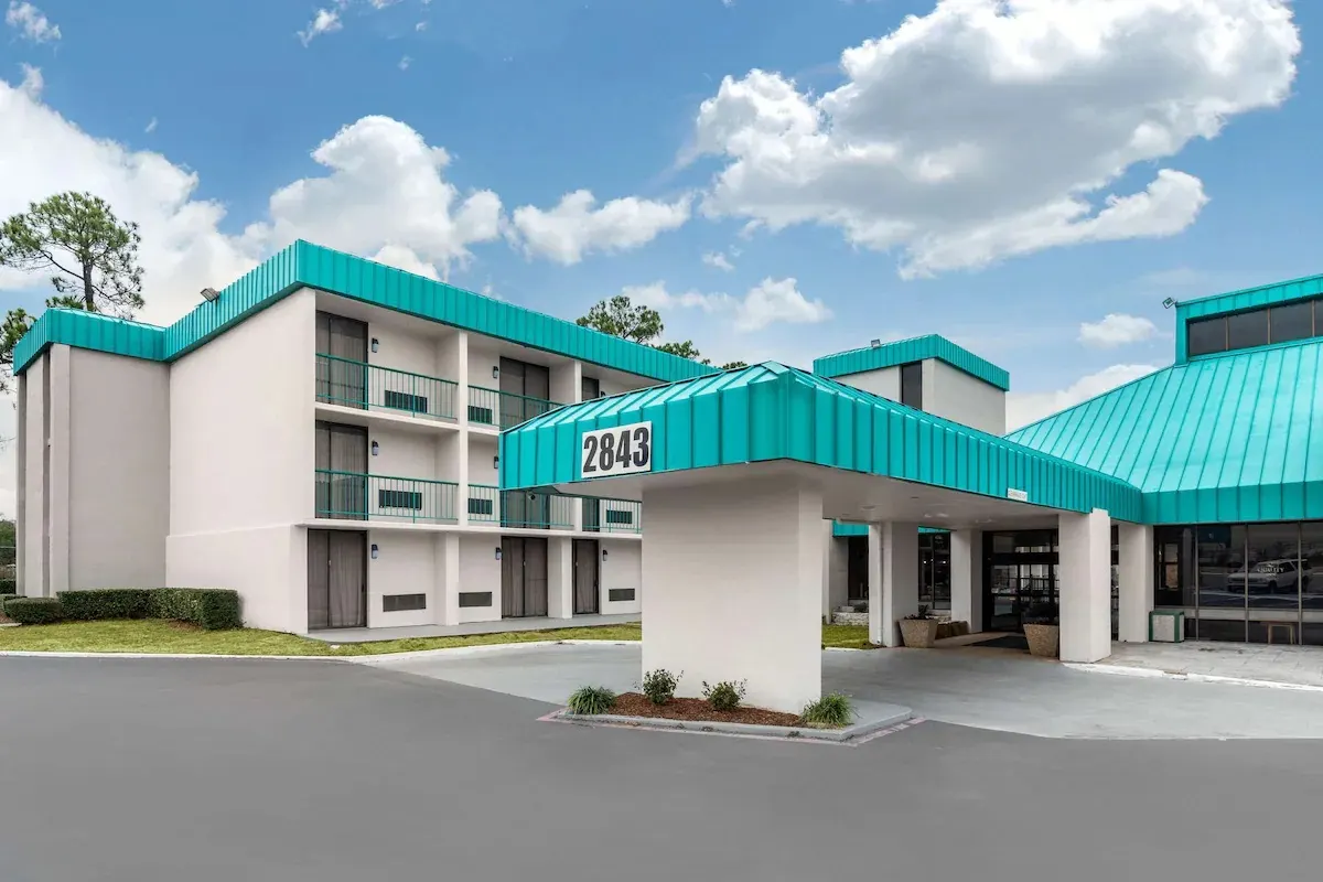 Stay Express Inn & Suites Tyler, TX