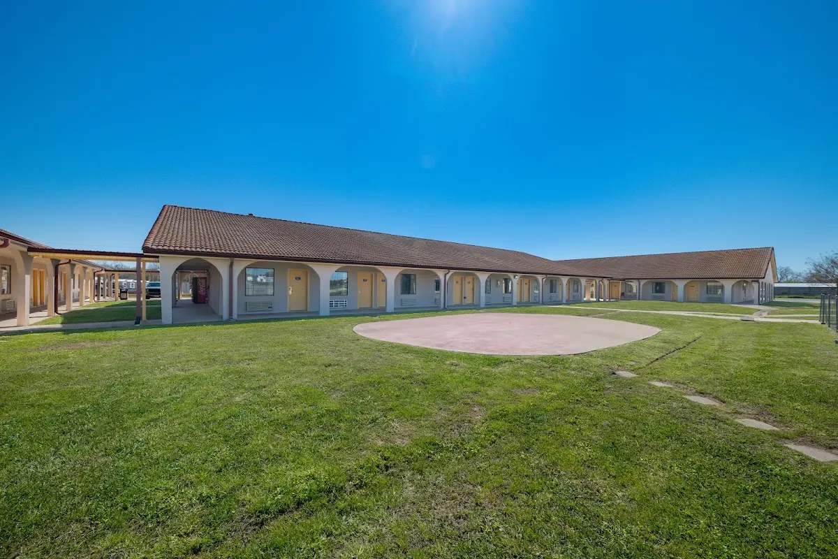 Americas Best Value Inn Bonham