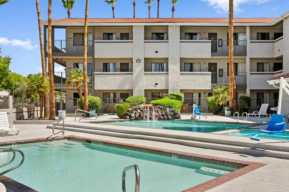 Motel 6 Tempe, AZ – Elliot Road