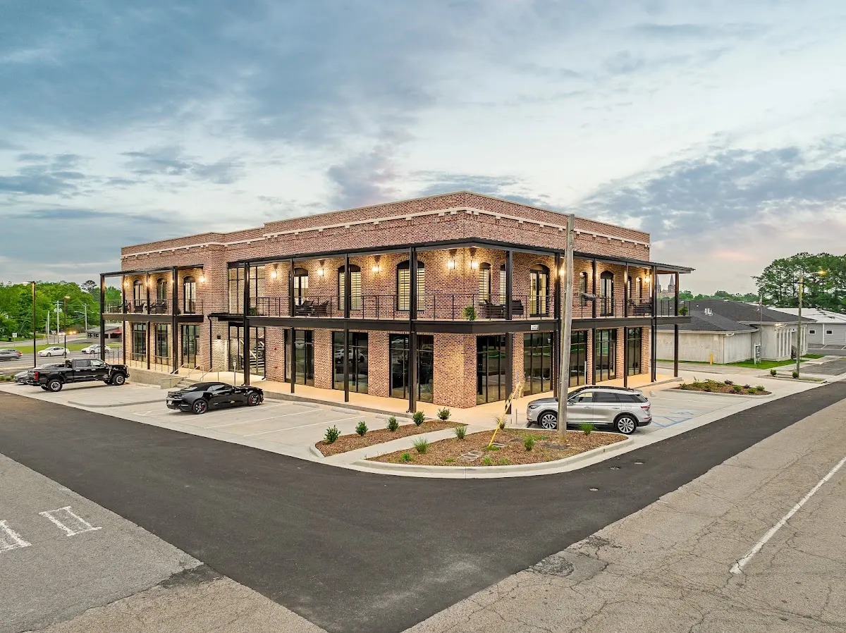The Flying Fifty, a Luxury Boutique Hotel - Cullman