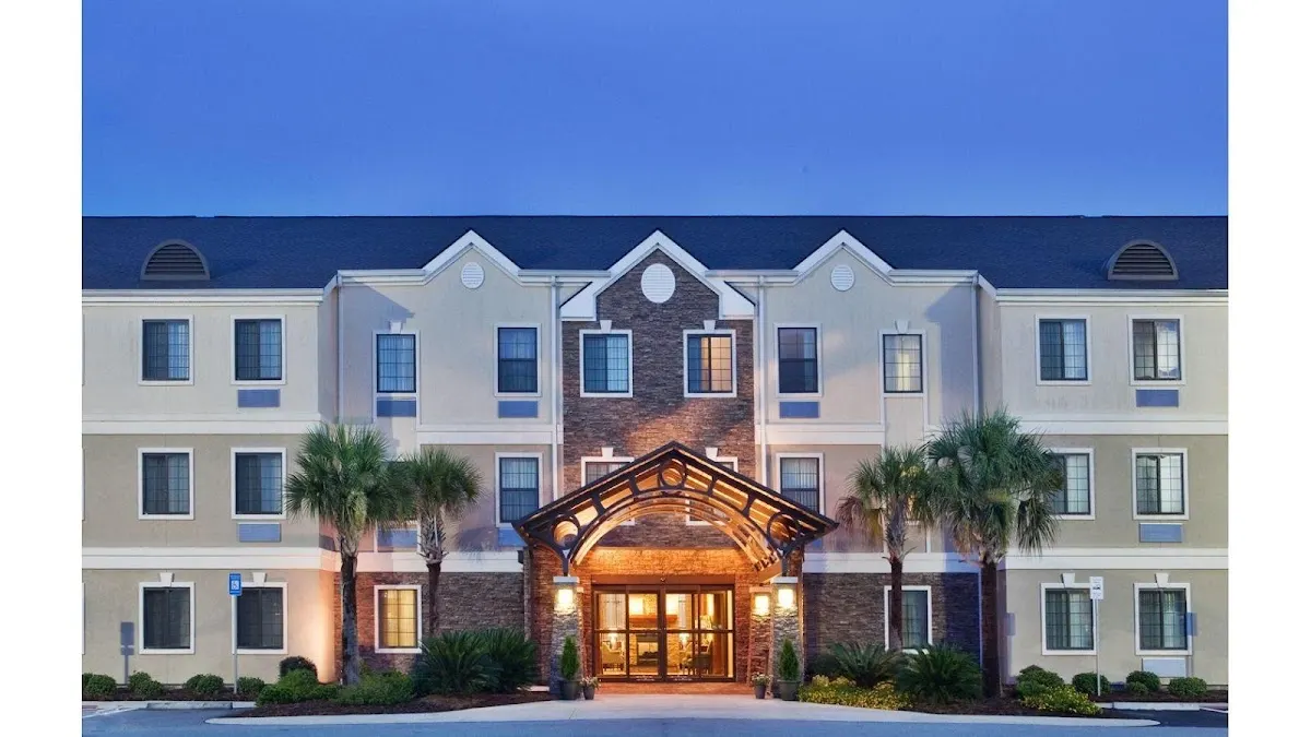 Stay Savannah Airport