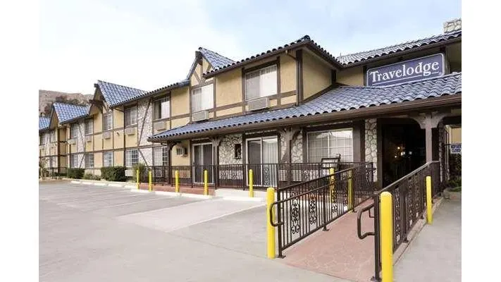 Travelodge by Wyndham Santa Clarita/Valencia