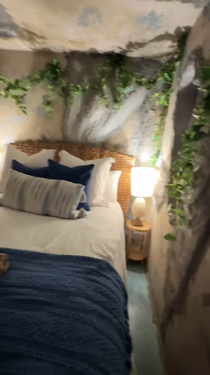 Hideaway Suites On 5th (Formerly 5th East Hall B&B)