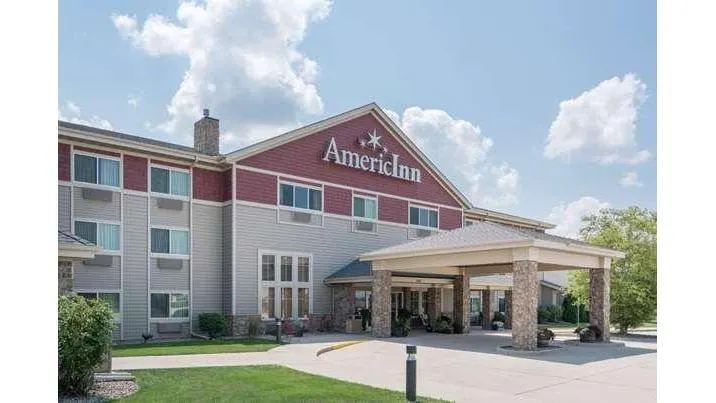 AmericInn by Wyndham Newton