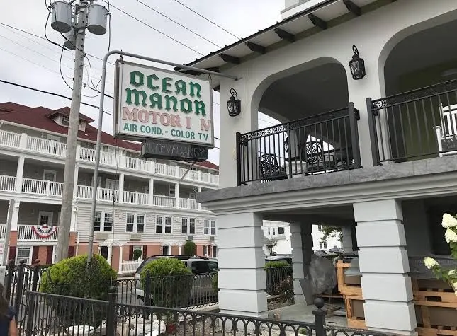Ocean Manor