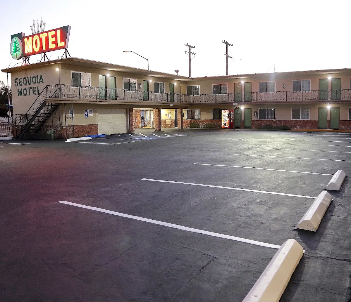 Sequoia Motel