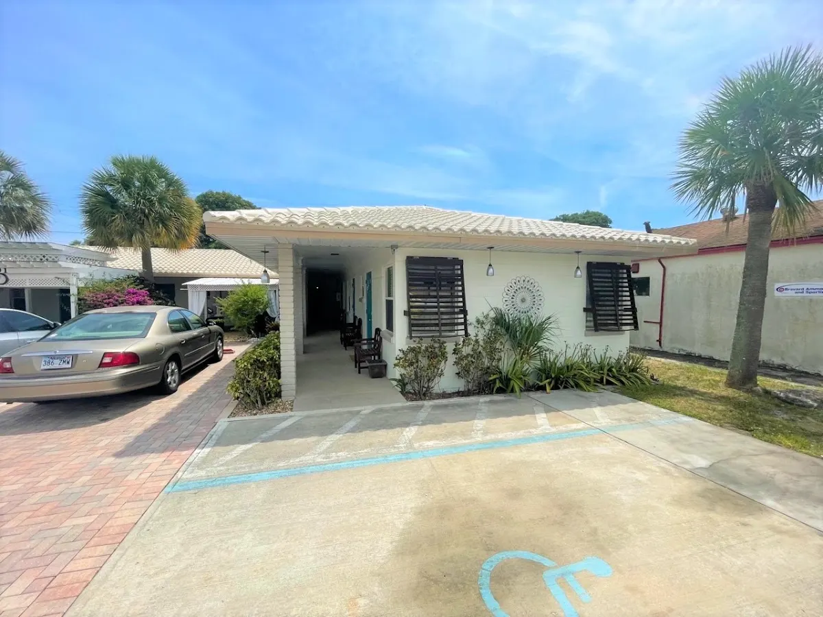 Twin Palms Motel
