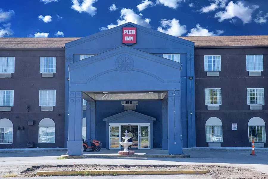 Pier Inn