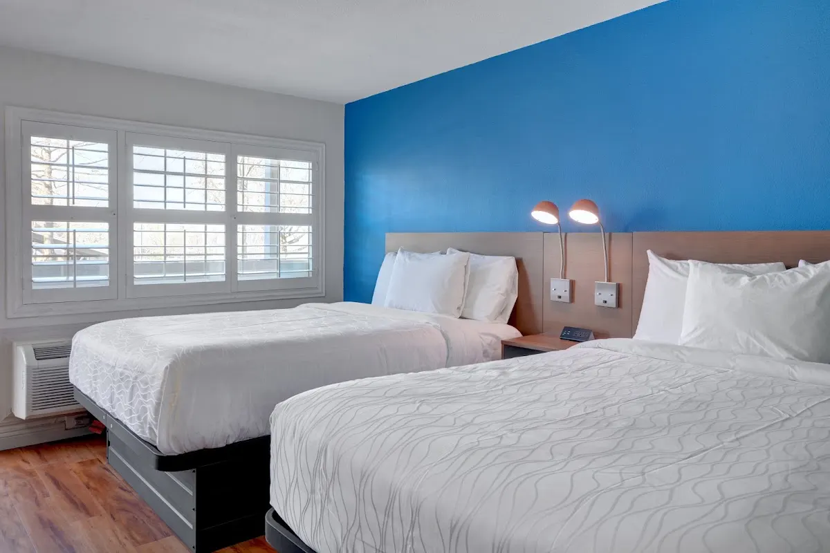 Signature Inn Medford Downtown