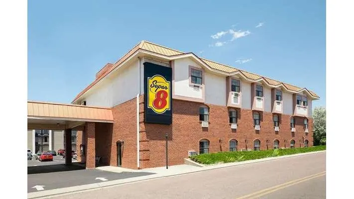Super 8 by Wyndham Colorado Springs/Afa Area