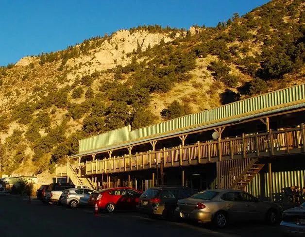Cottonwood Hot Springs Inn & Spa