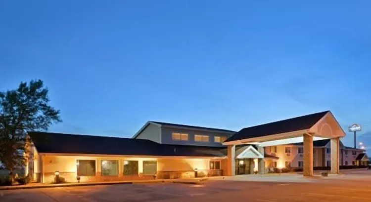 AmericInn by Wyndham Manitowoc