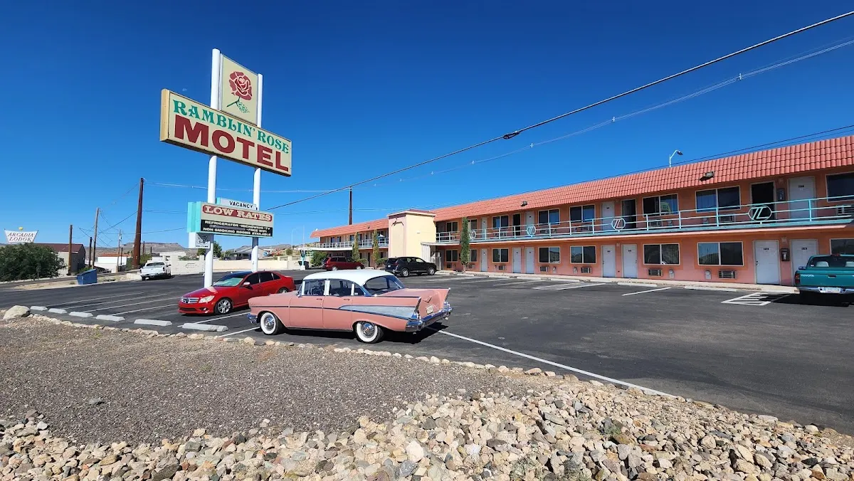Ramblin Rose Motel