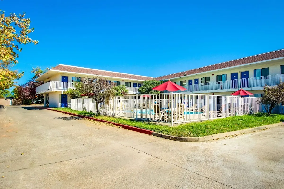 Motel 6 Redding, CA - North