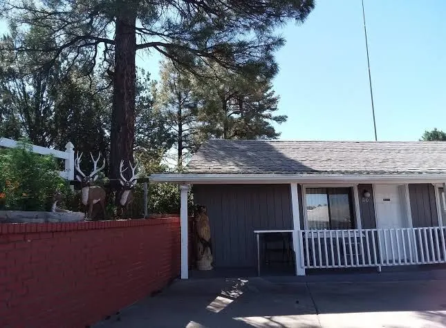 Kiva Motel