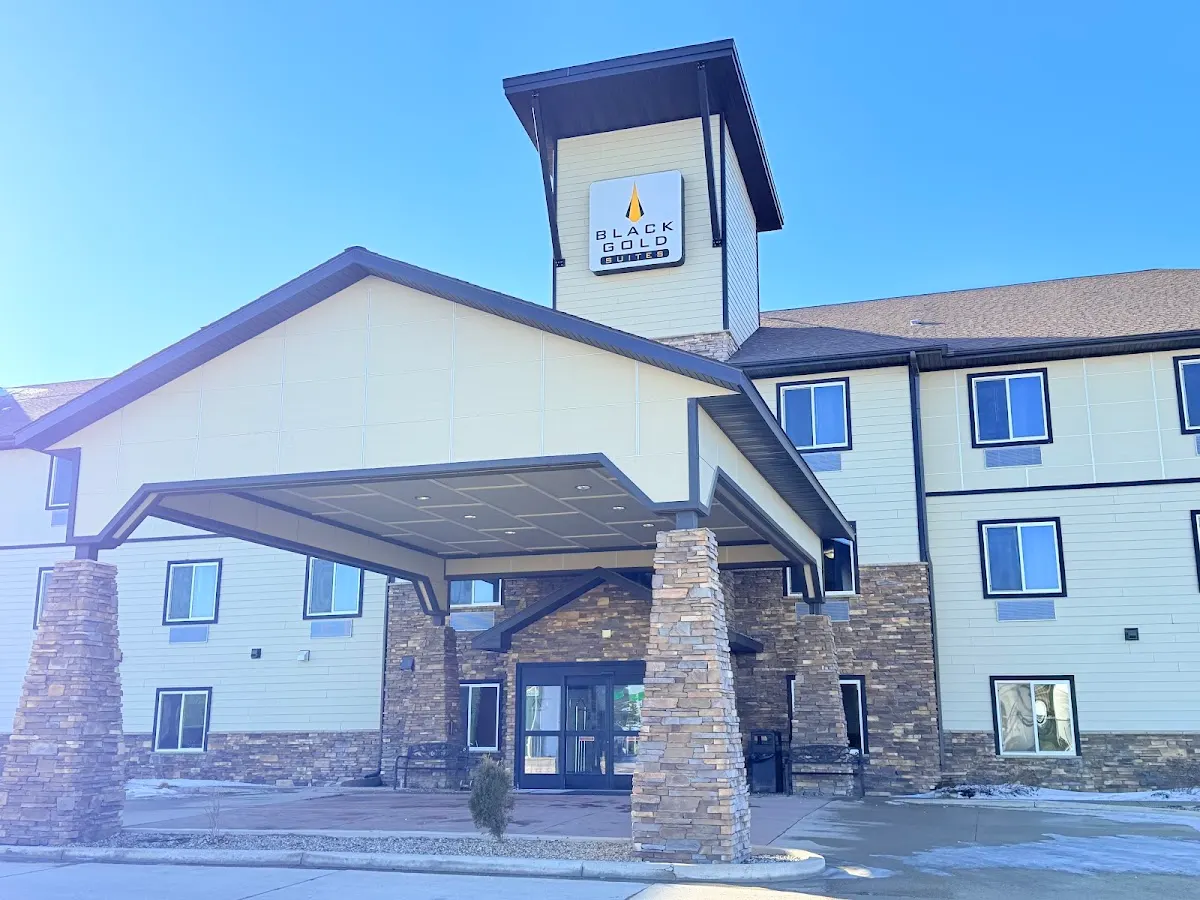 Black Gold Suites, Stanley