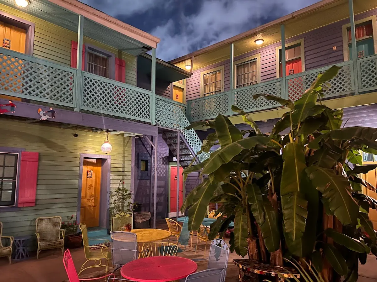 Creole Gardens Bed and Breakfast Hotel