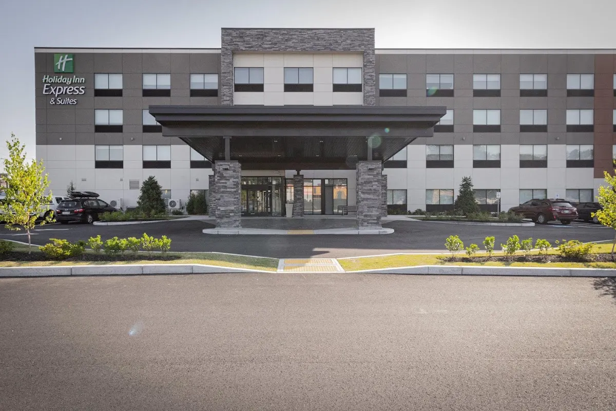 Holiday Inn Express & Suites Boston South - Randolph by IHG