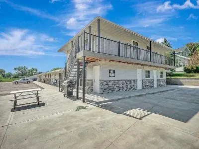 Springs Motel