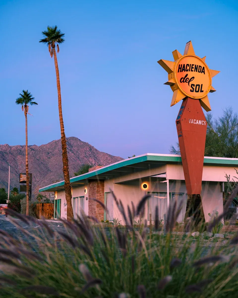 Hacienda Del Sol