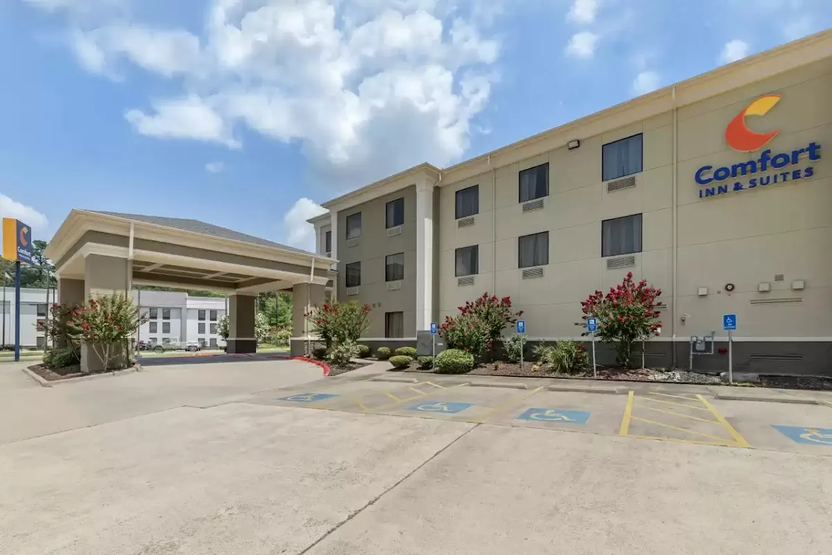 Comfort Inn & Suites El Dorado