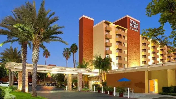 Four Points by Sheraton Los Angeles Westside