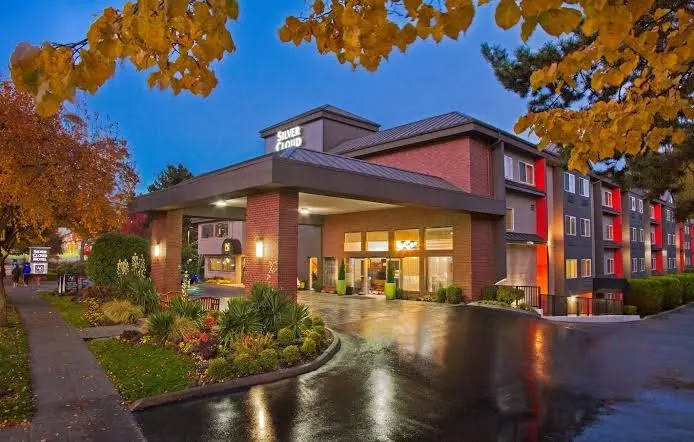 Silver Cloud Hotel - University District