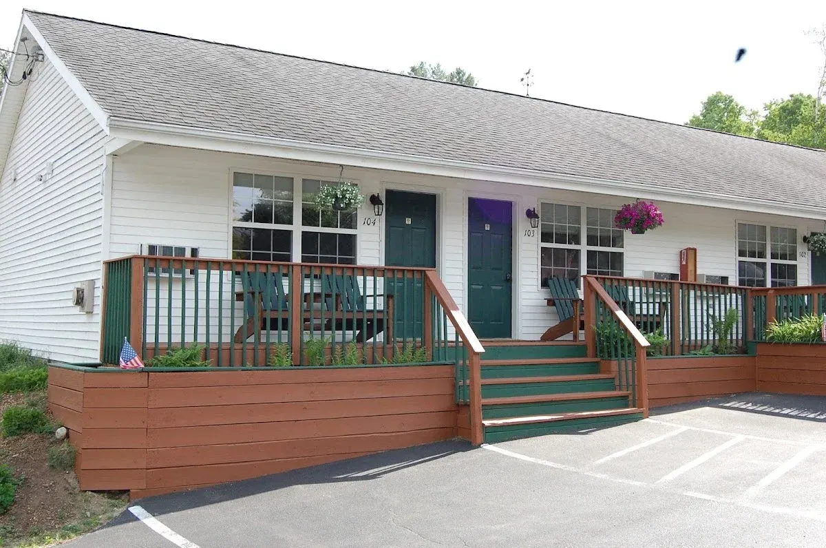 Maple Leaf Motel