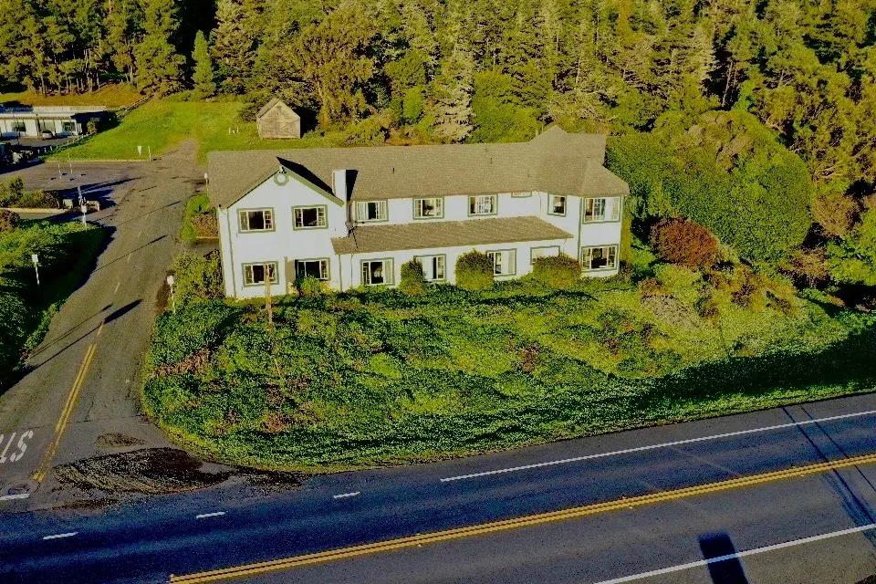 The Gualala Country Inn