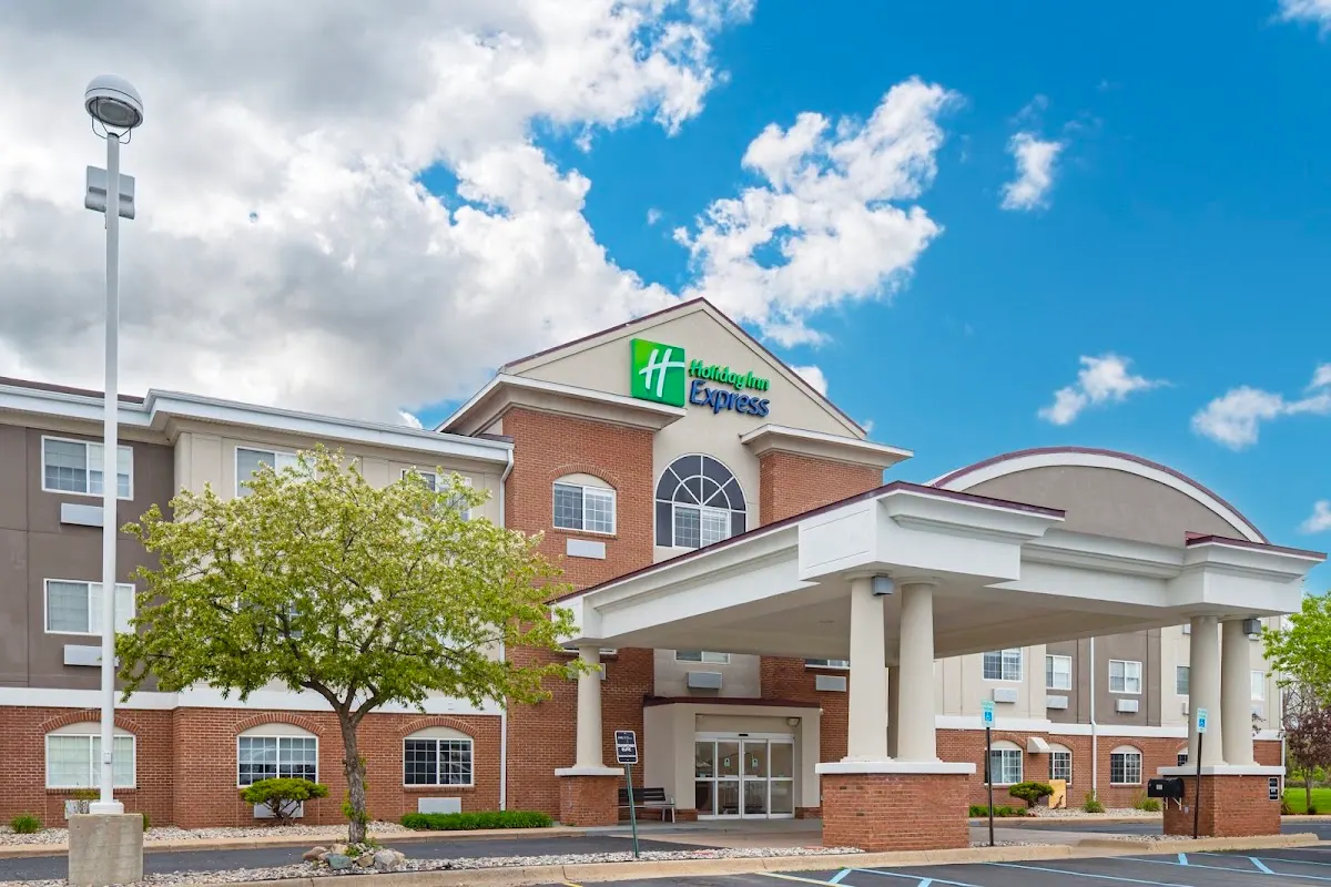 Holiday Inn Express & Suites Charlotte by IHG